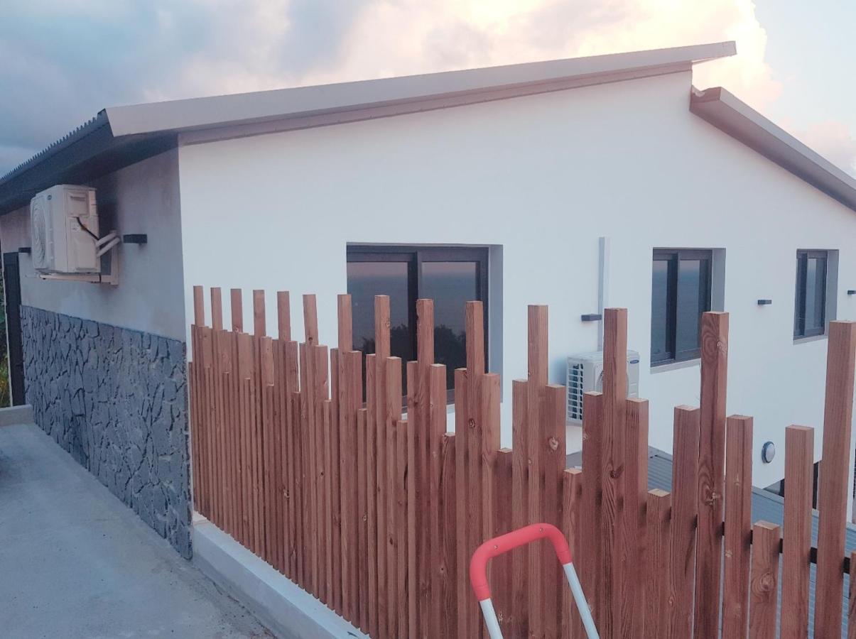 فيلا Lilie Location Manapany 4 Etoiles Petite Île المظهر الخارجي الصورة